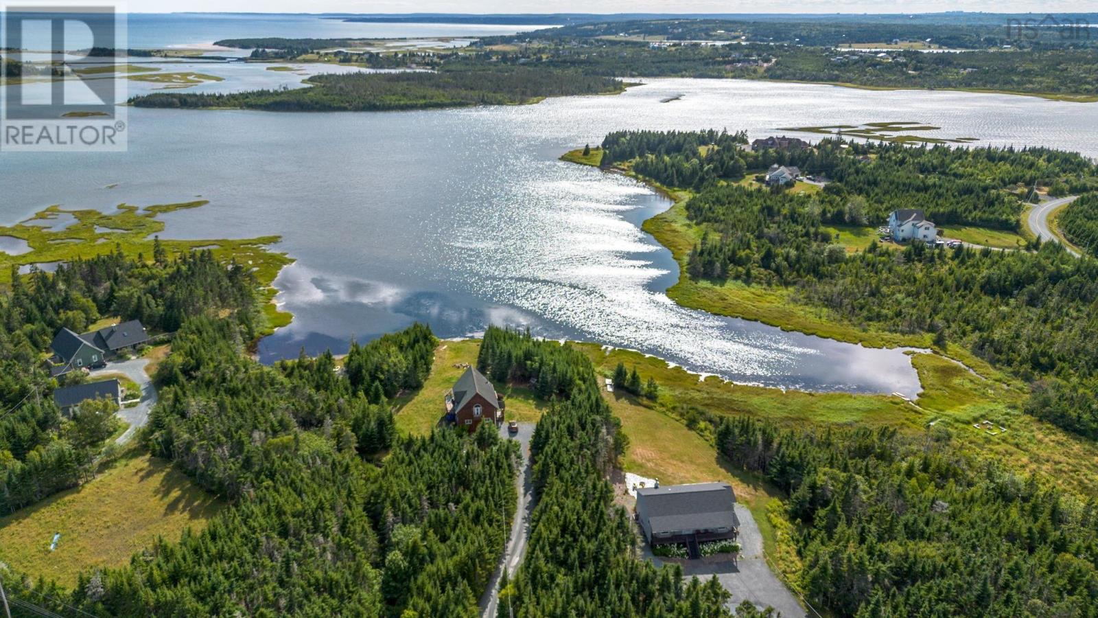 284 Leslie Road, East Lawrencetown, Nova Scotia  B2Z 1T4 - Photo 2 - 202521224