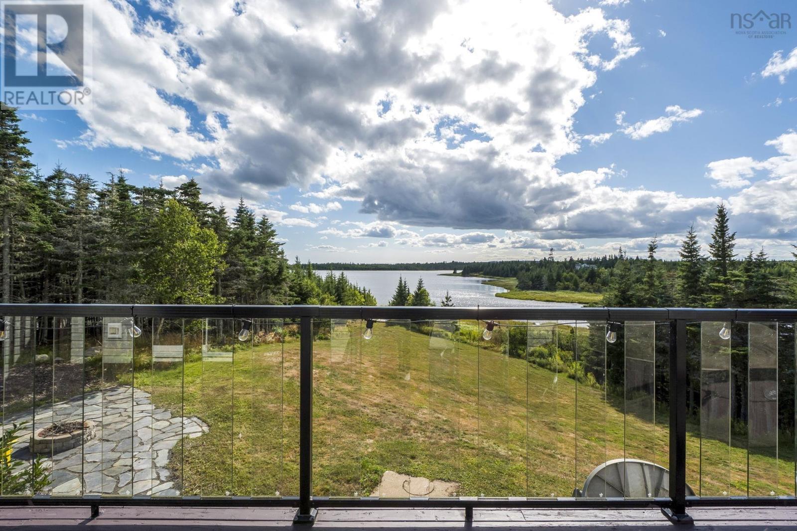 284 Leslie Road, East Lawrencetown, Nova Scotia  B2Z 1T4 - Photo 33 - 202521224