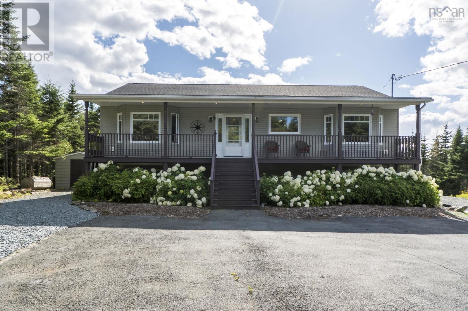 284 Leslie Road, East Lawrencetown, Nova Scotia  B2Z 1T4 - Photo 3 - 202521224