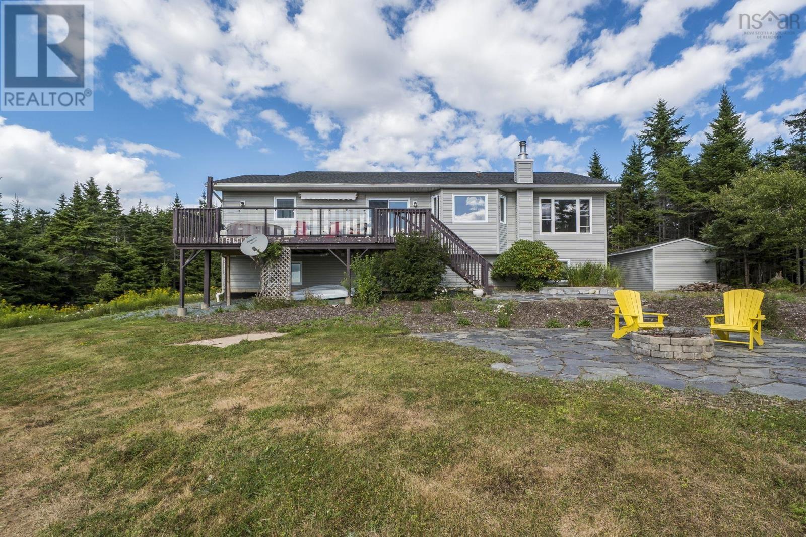 284 Leslie Road, East Lawrencetown, Nova Scotia  B2Z 1T4 - Photo 35 - 202521224
