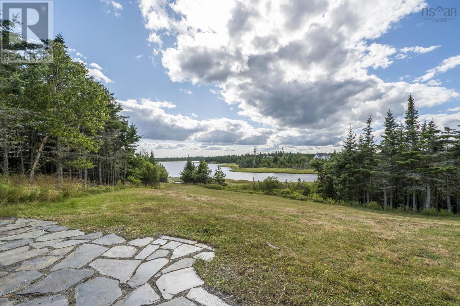 284 Leslie Road, East Lawrencetown, Nova Scotia  B2Z 1T4 - Photo 37 - 202521224