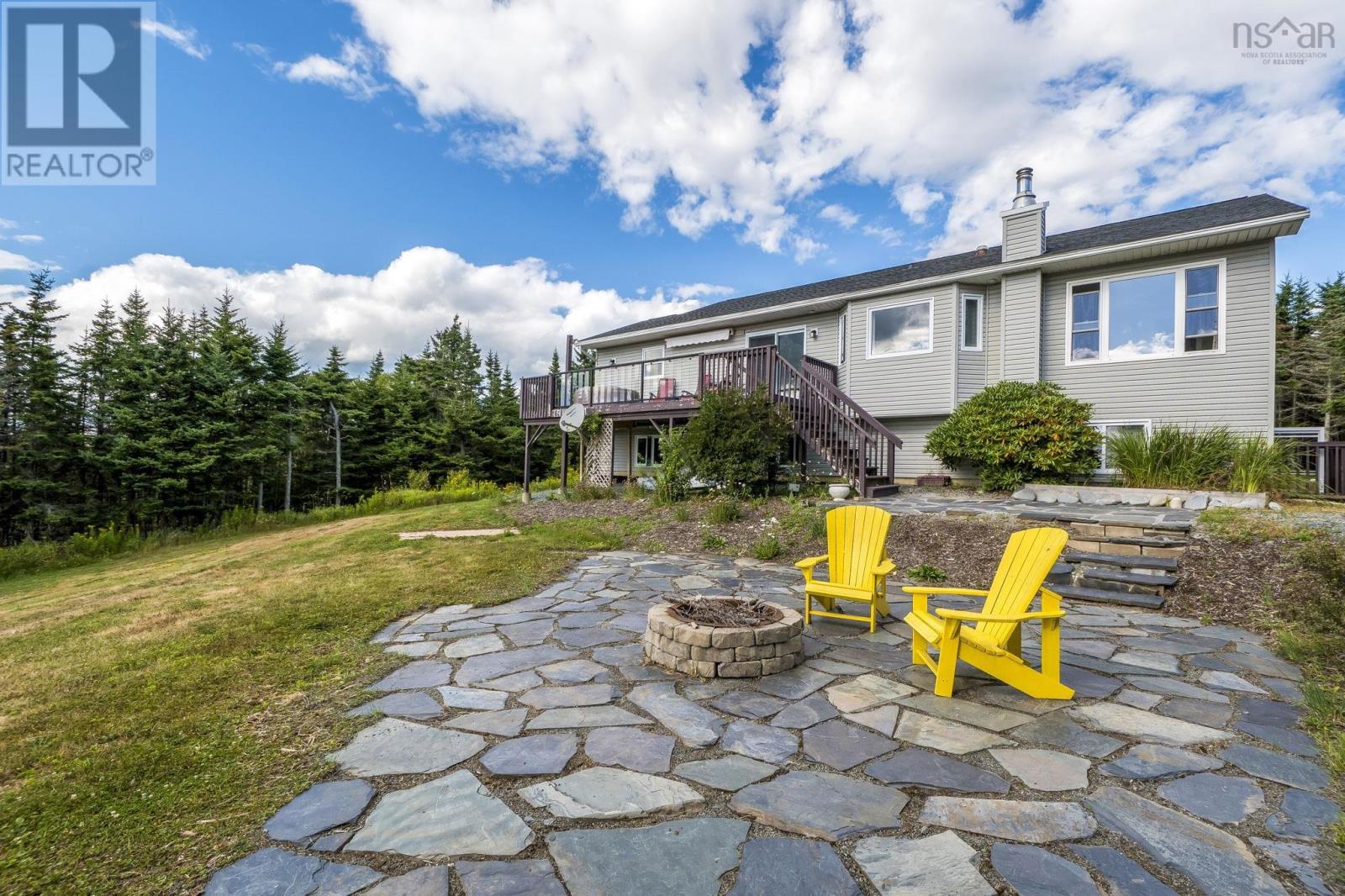 284 Leslie Road, East Lawrencetown, Nova Scotia  B2Z 1T4 - Photo 39 - 202521224