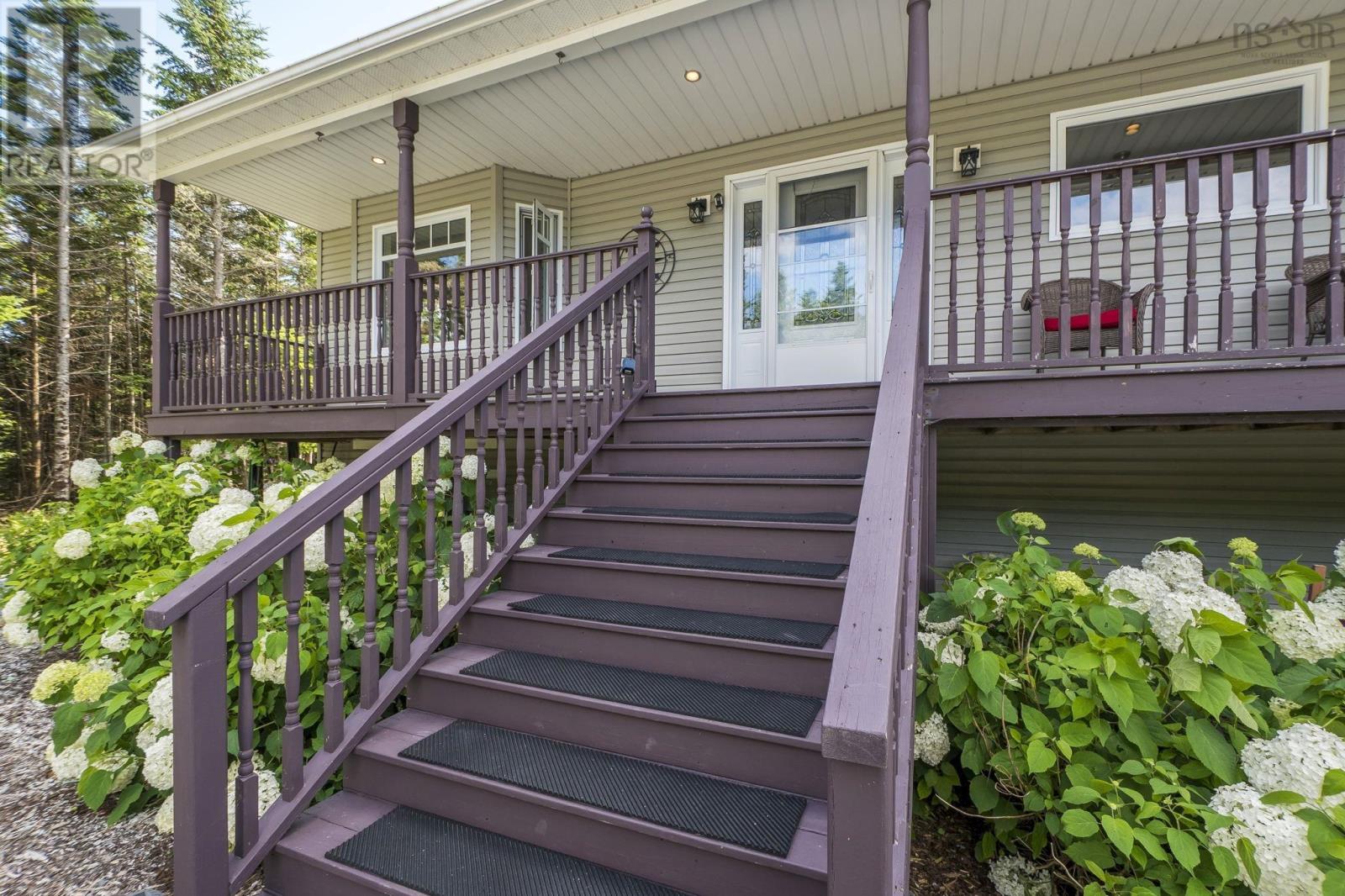 284 Leslie Road, East Lawrencetown, Nova Scotia  B2Z 1T4 - Photo 5 - 202521224