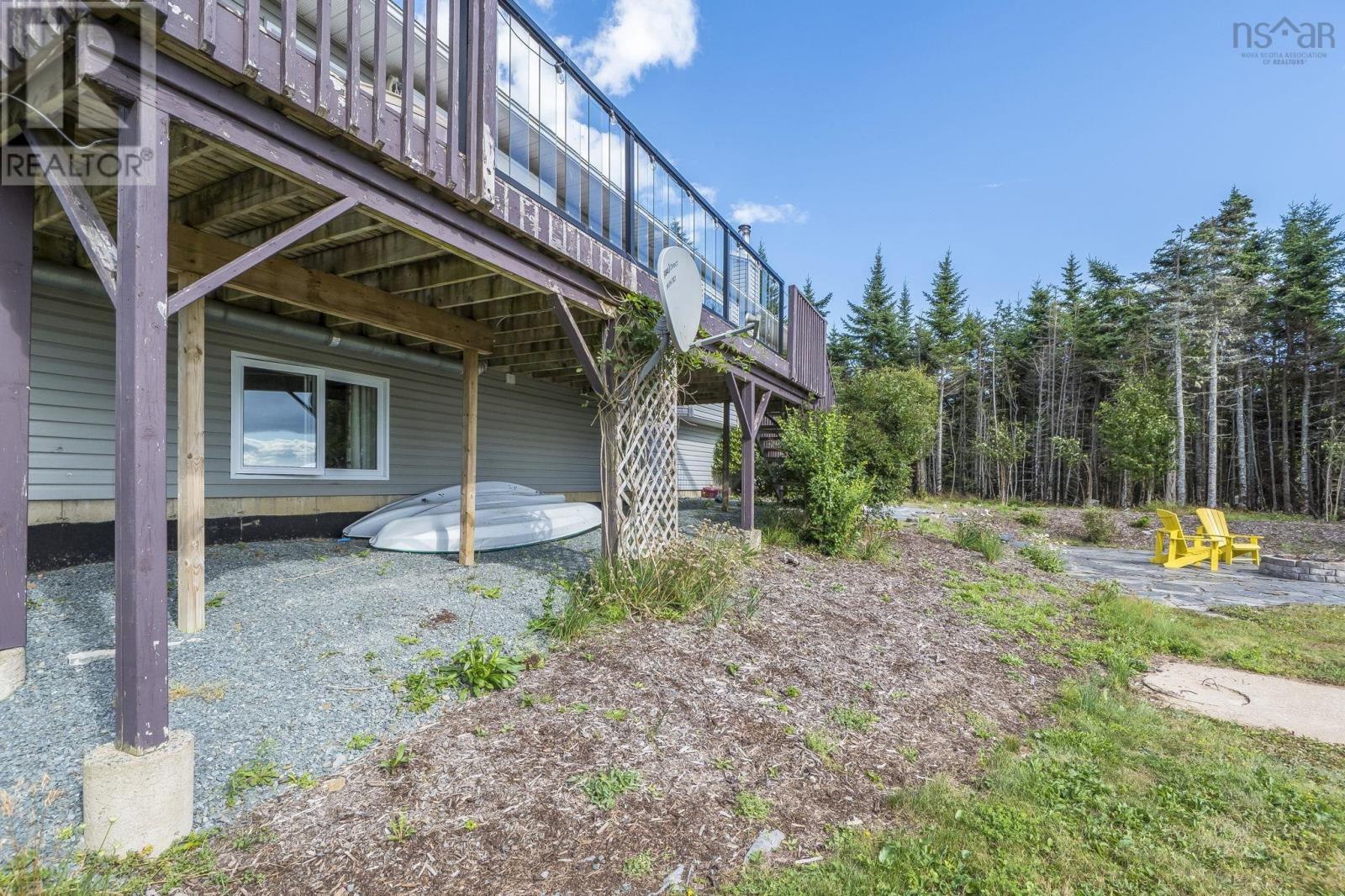 284 Leslie Road, East Lawrencetown, Nova Scotia  B2Z 1T4 - Photo 34 - 202521224