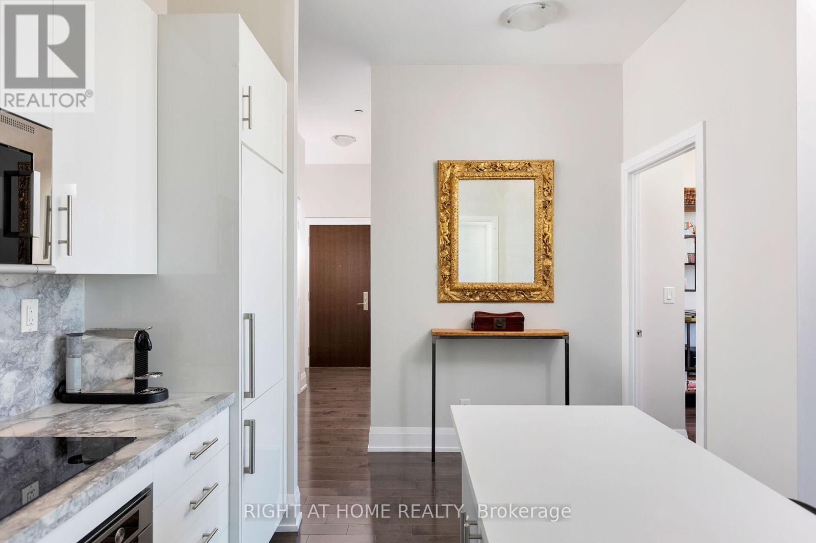 Ph 216 - 460 Adelaide Street E, Toronto, Ontario  M5A 1N6 - Photo 6 - C12360898