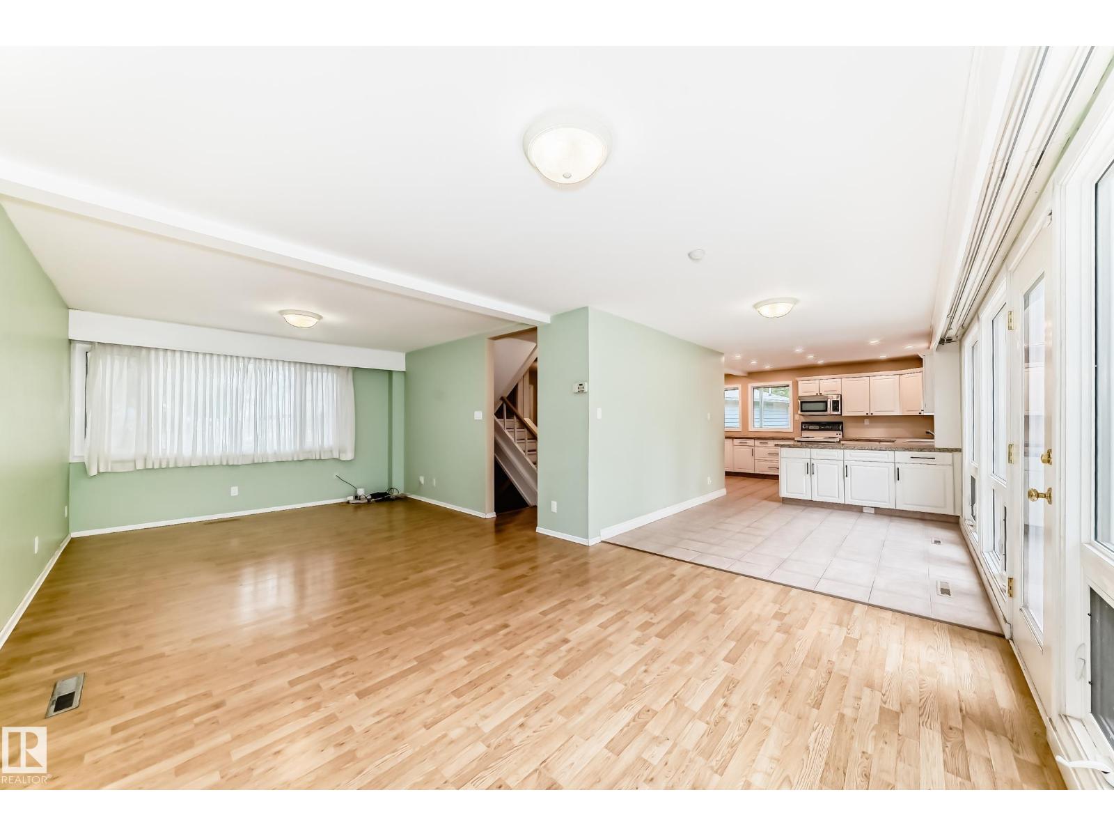 Property at 16 SCARBORO PL image 5
