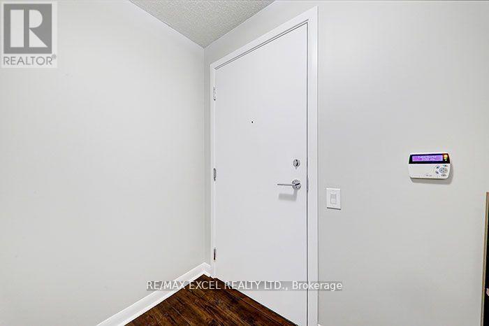 608 - 25 Town Centre Crt Street S, Toronto, Ontario  M1P 0B4 - Photo 5 - E12360892