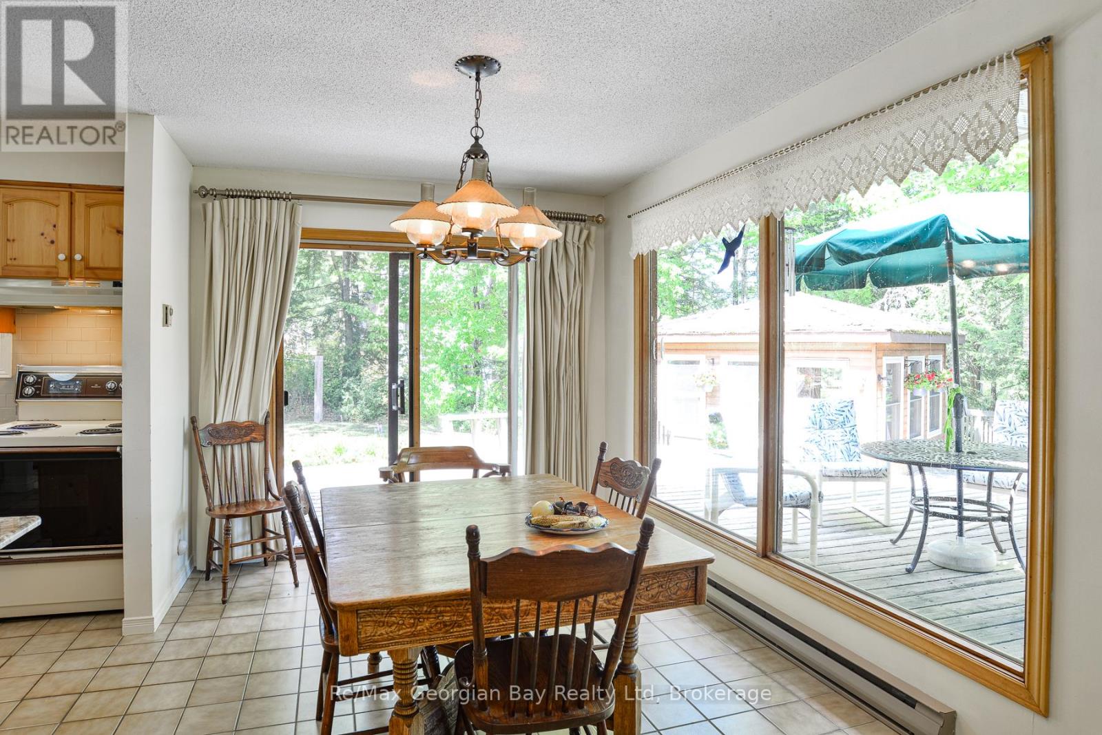 135 John Buchler Road, Georgian Bay (Baxter), Ontario  L0K 1E0 - Photo 12 - X12359743