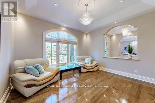11 Cranborne Chase, Whitchurch-Stouffville, Ontario  L4A 0C6 - Photo 12 - N12360909