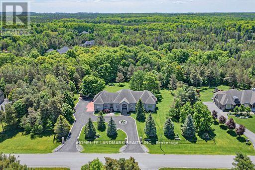 11 Cranborne Chase, Whitchurch-Stouffville, Ontario  L4A 0C6 - Photo 36 - N12360909