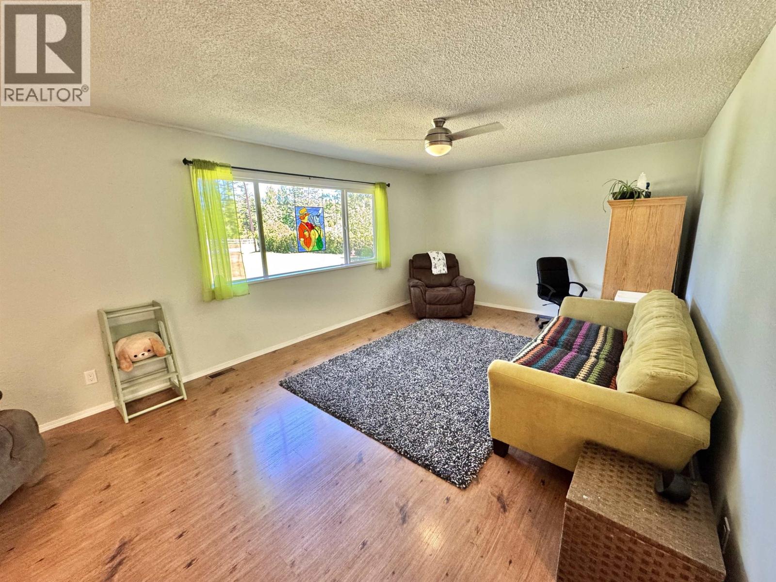 4990 Donsleequa Road, 108 Mile Ranch, British Columbia  V0K 2Z0 - Photo 9 - R3039380