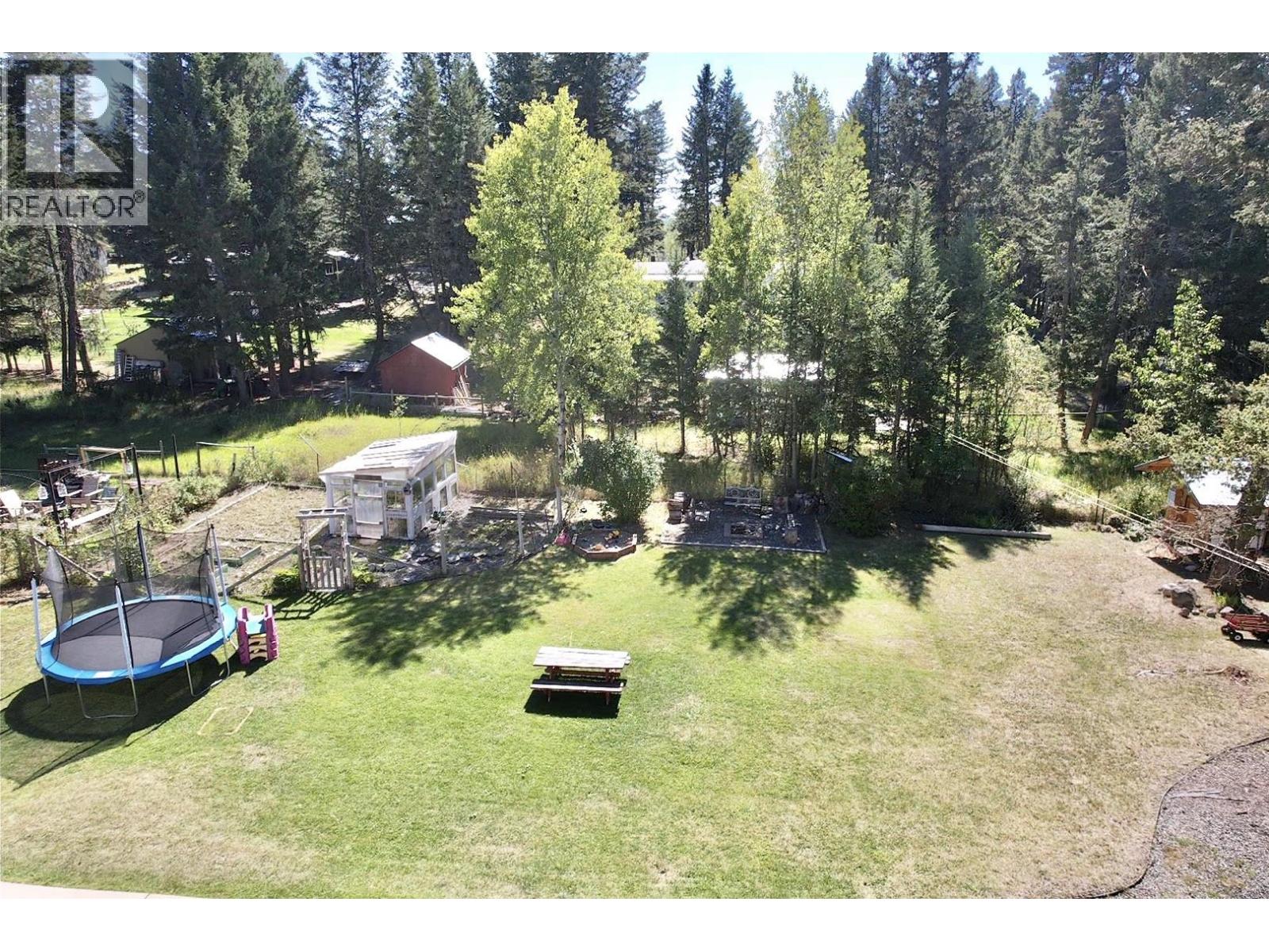 4990 Donsleequa Road, 108 Mile Ranch, British Columbia  V0K 2Z0 - Photo 29 - R3039380