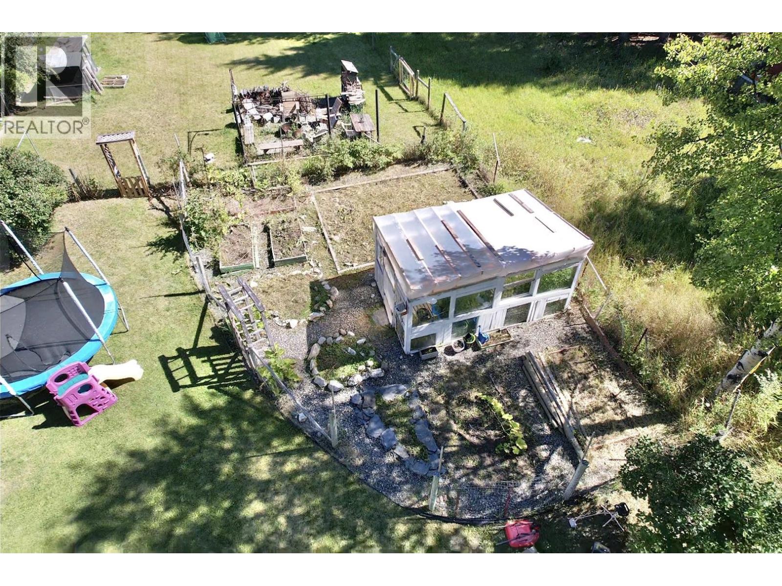 4990 Donsleequa Road, 108 Mile Ranch, British Columbia  V0K 2Z0 - Photo 31 - R3039380