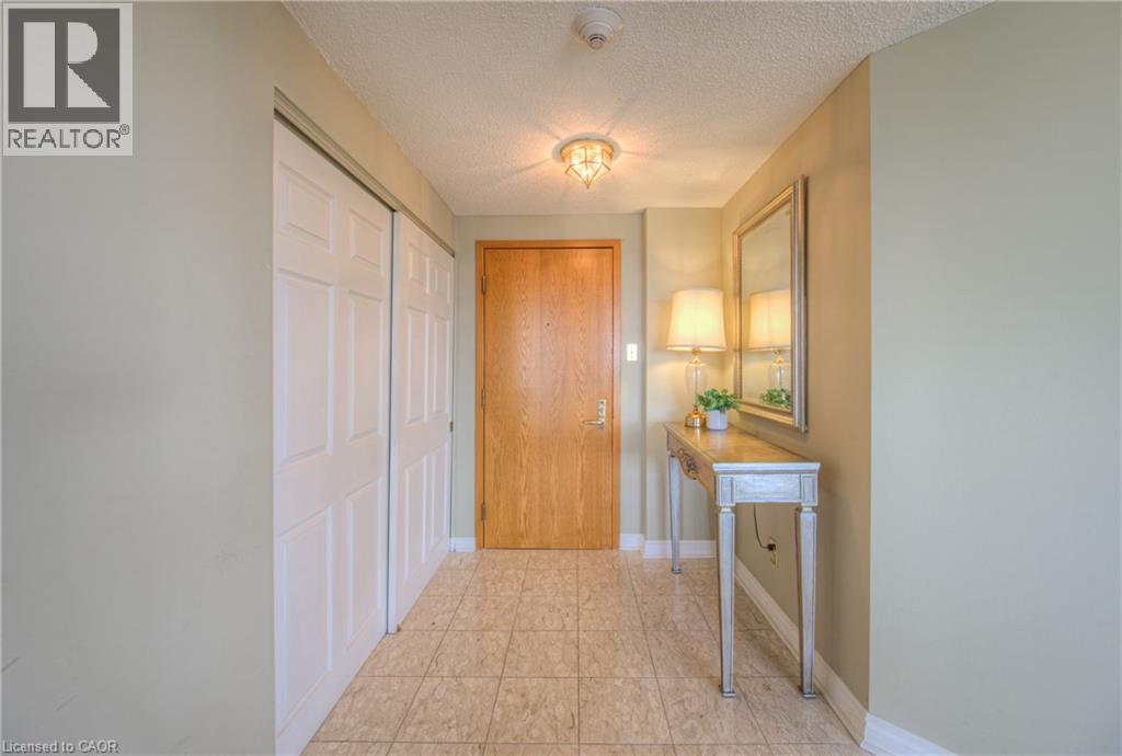 4 Willow Street Unit# 1502, Waterloo, Ontario  N2J 4S2 - Photo 4 - 40760499