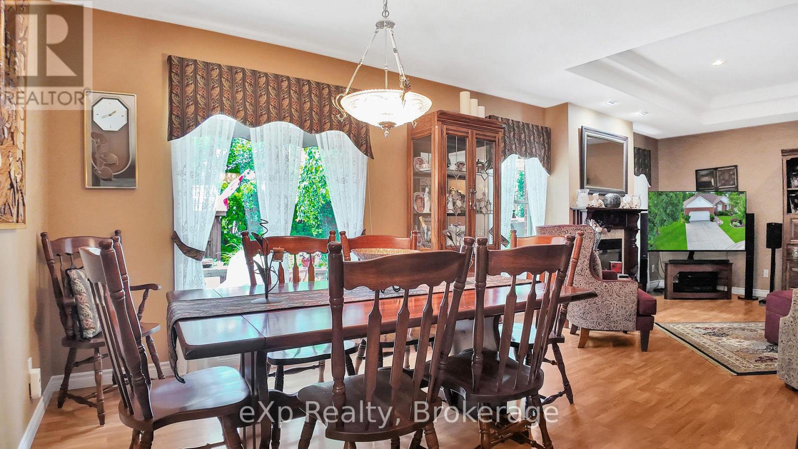 3 Cedar Court, Brockton, Ontario  N0G 2V0 - Photo 10 - X12360954
