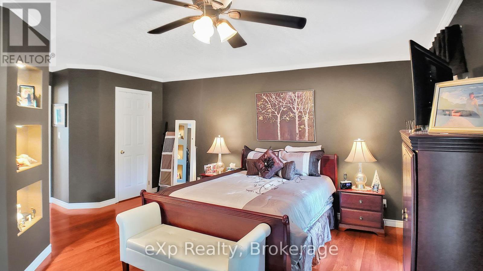 3 Cedar Court, Brockton, Ontario  N0G 2V0 - Photo 15 - X12360954