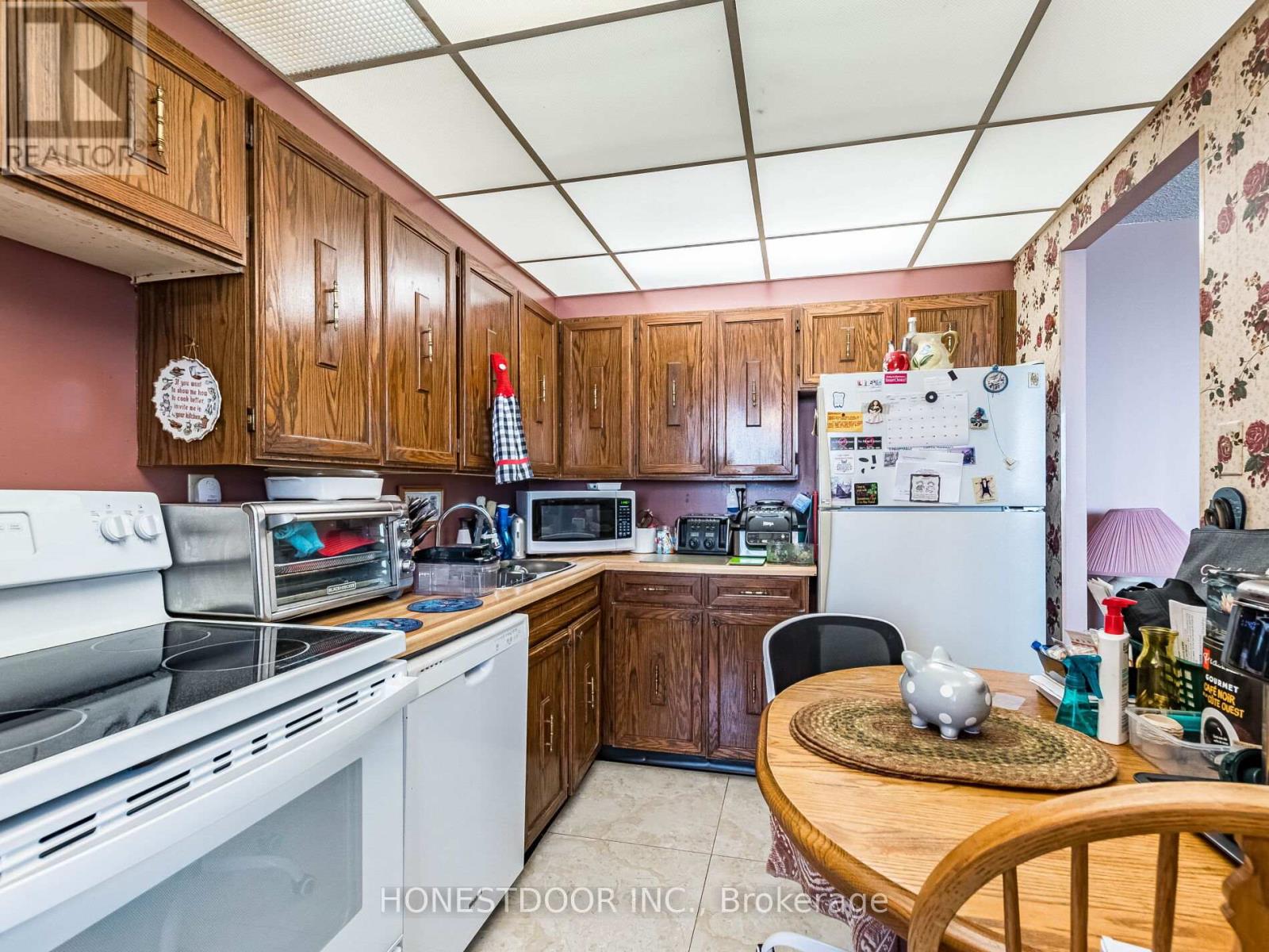808 - 3590 Kaneff Crescent, Mississauga, Ontario  L5A 3X3 - Photo 20 - W12360903