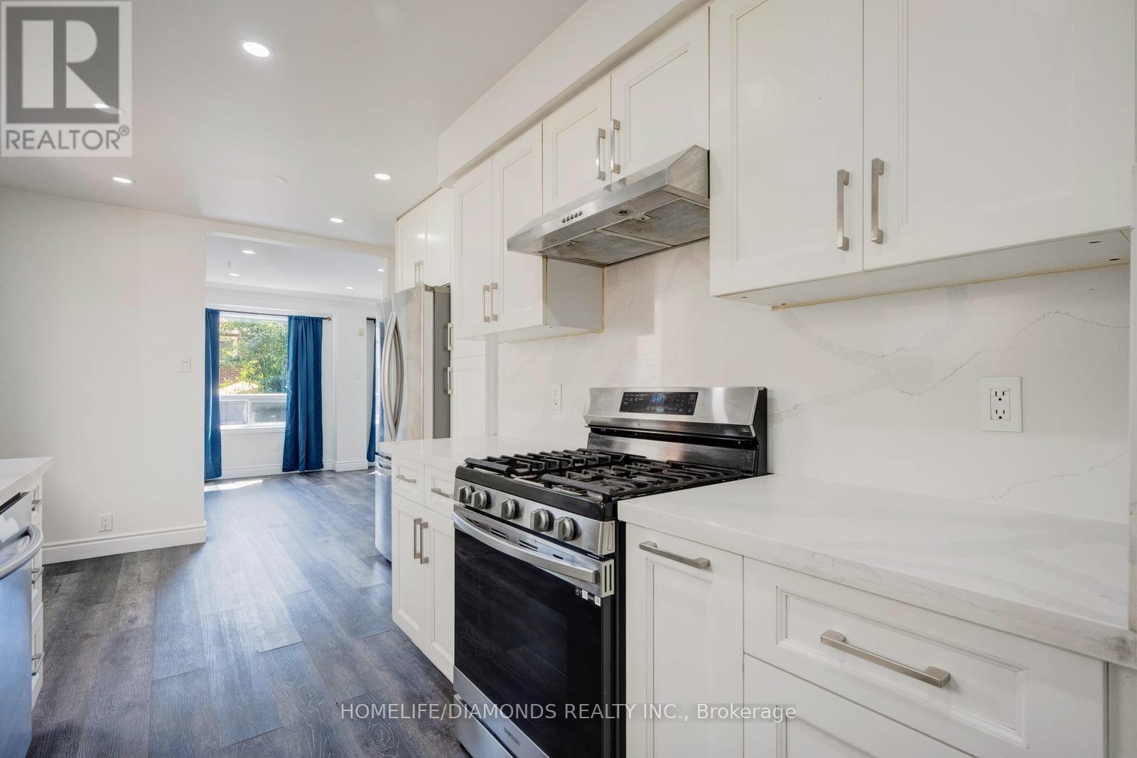 370 Hansen Road N, Brampton, Ontario  L6V 3P7 - Photo 14 - W12360930