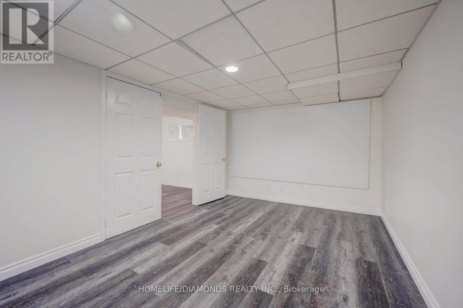 370 Hansen Road N, Brampton, Ontario  L6V 3P7 - Photo 33 - W12360930