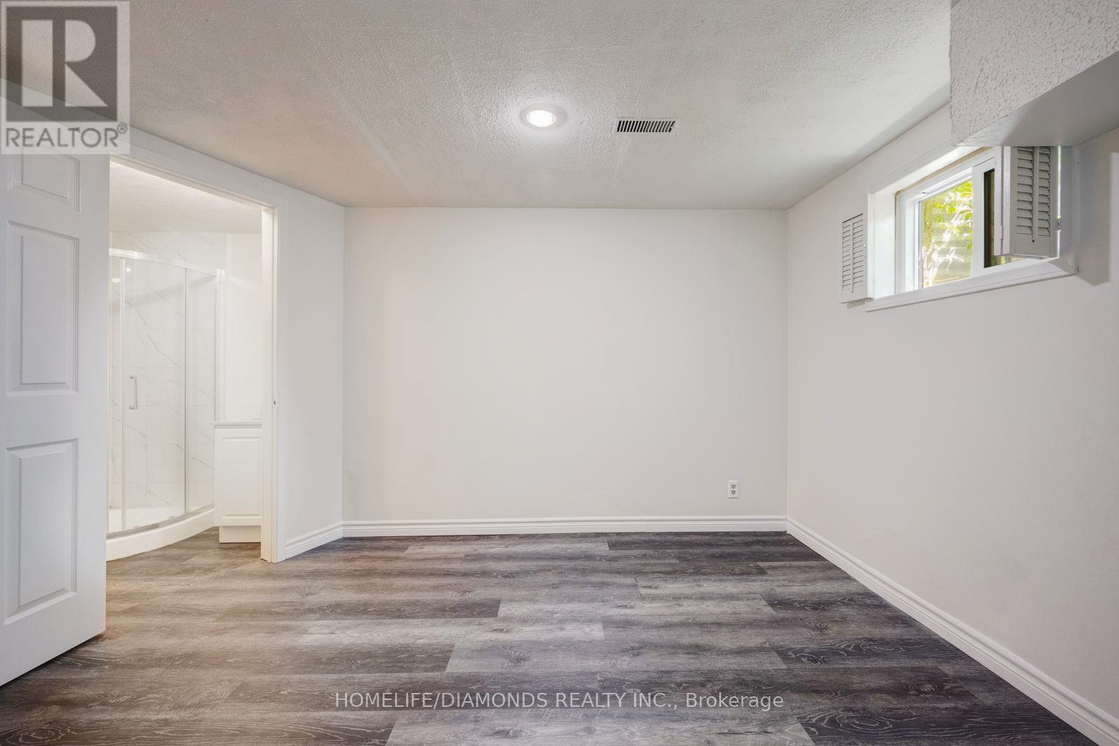 370 Hansen Road N, Brampton, Ontario  L6V 3P7 - Photo 34 - W12360930