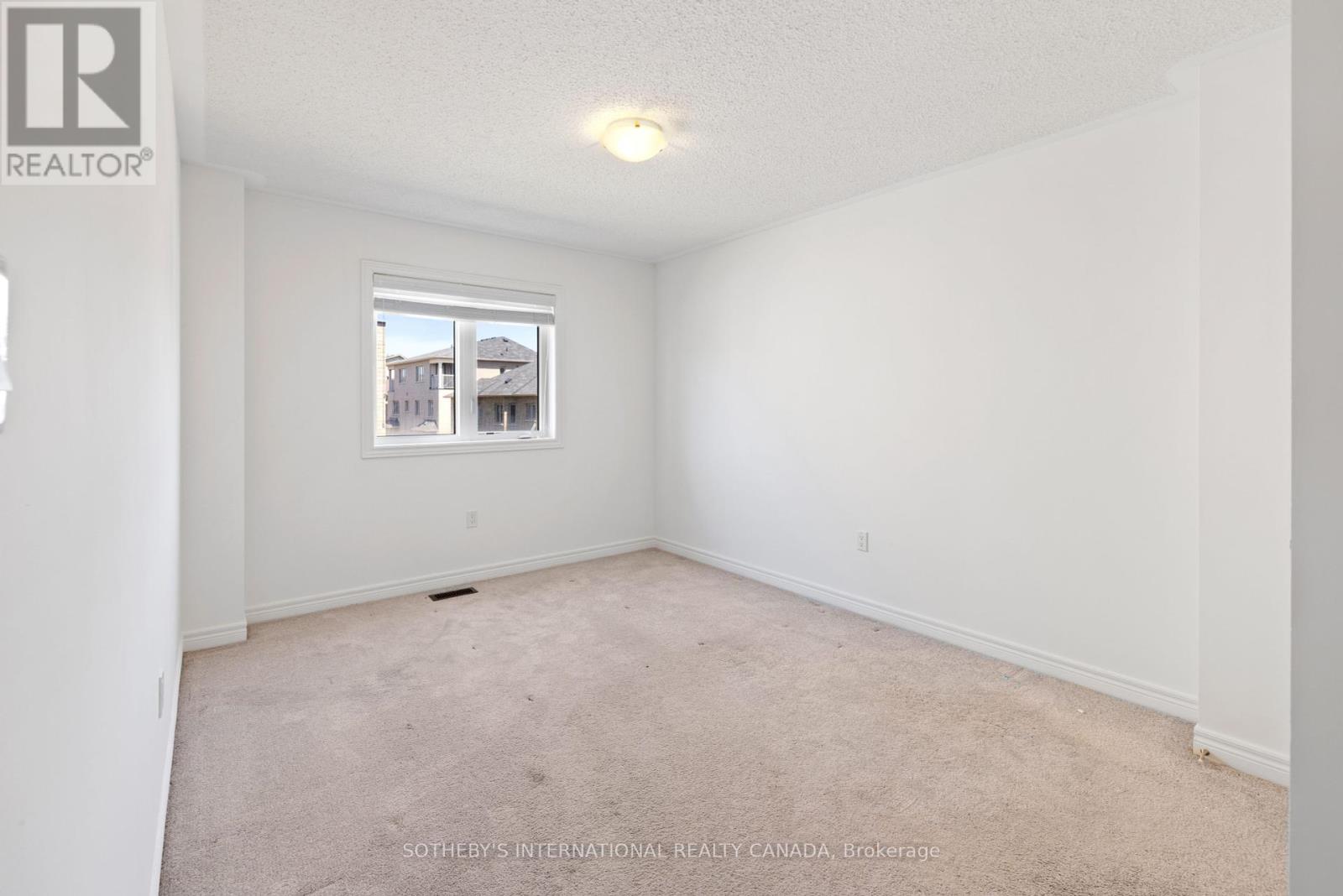 3059 Postridge Drive, Oakville, Ontario  L6H 0S1 - Photo 18 - W12317415