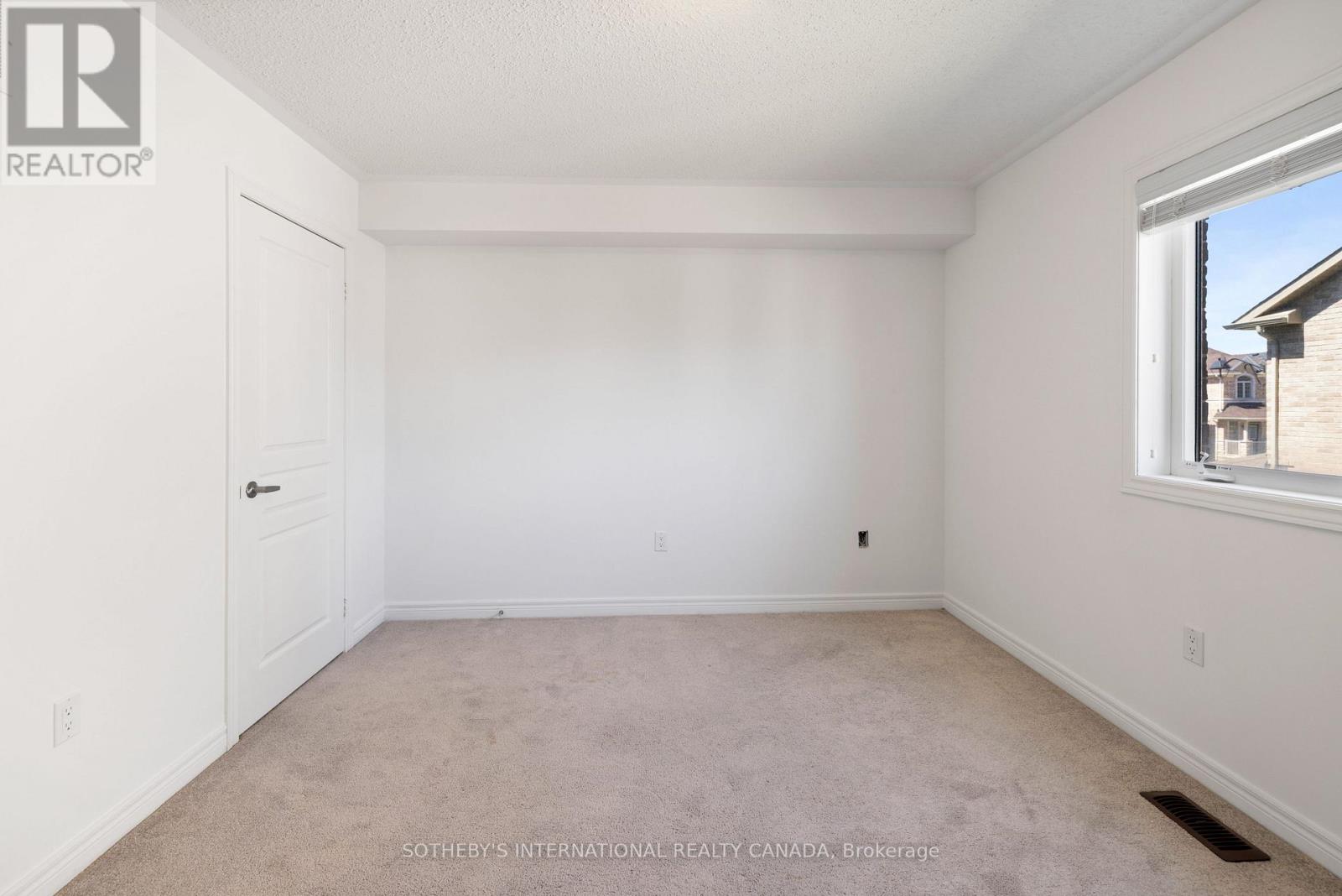 3059 Postridge Drive, Oakville, Ontario  L6H 0S1 - Photo 25 - W12317415