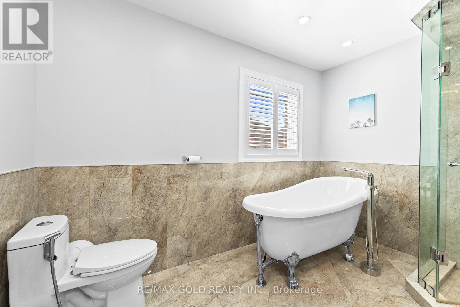 25 Castle Mountain Drive, Brampton (Sandringham-Wellington), Ontario  L6R 2W9 - Photo 25 - W12360958