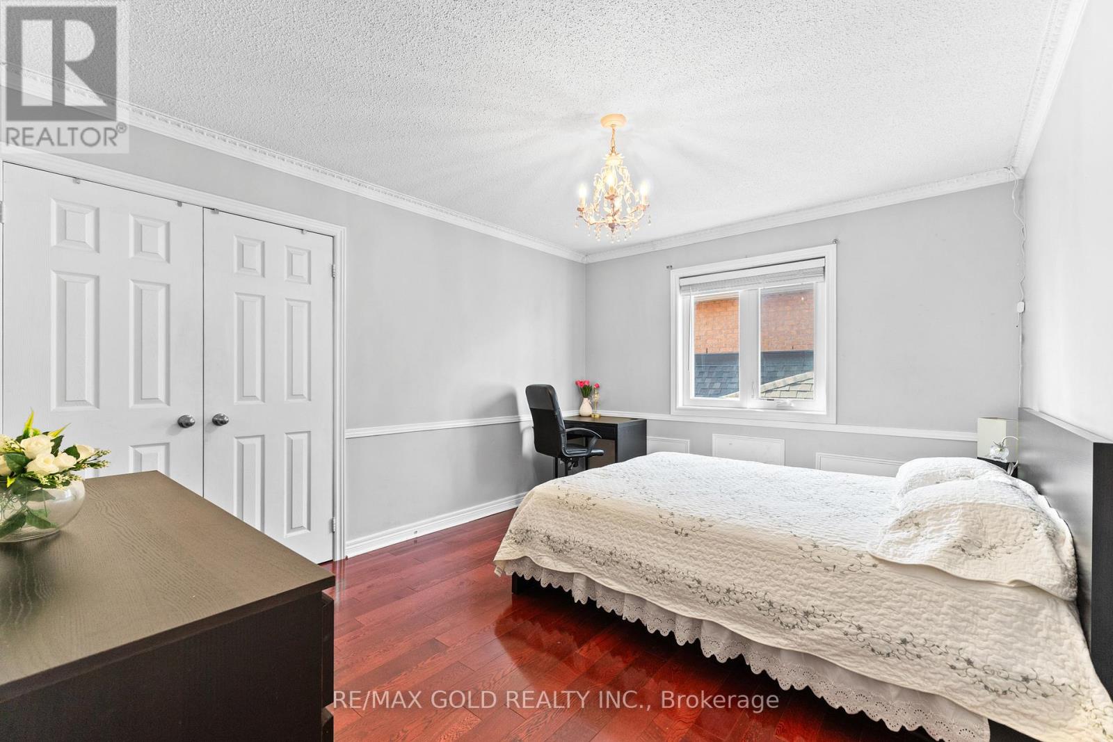 25 Castle Mountain Drive, Brampton (Sandringham-Wellington), Ontario  L6R 2W9 - Photo 31 - W12360958
