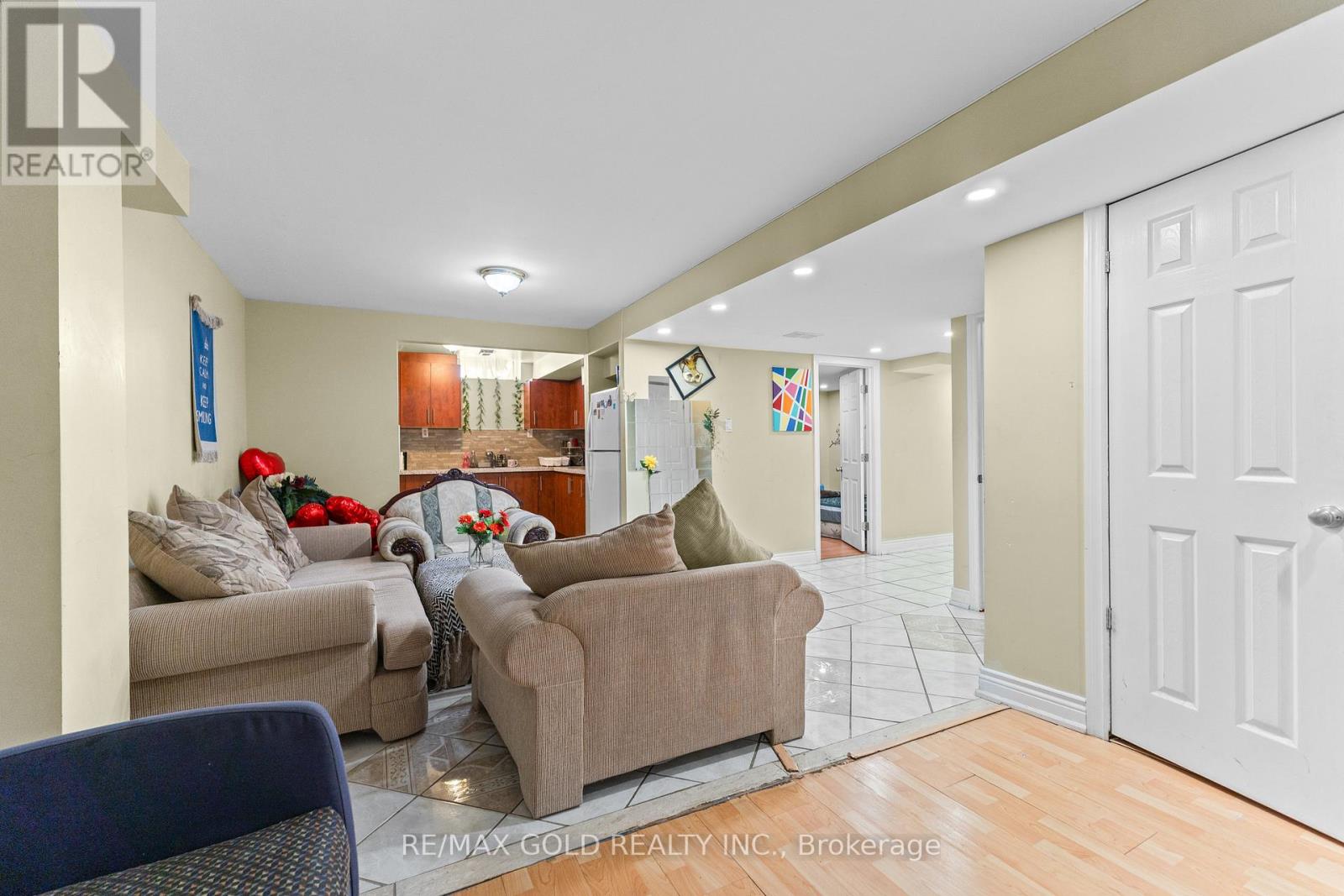 25 Castle Mountain Drive, Brampton (Sandringham-Wellington), Ontario  L6R 2W9 - Photo 39 - W12360958