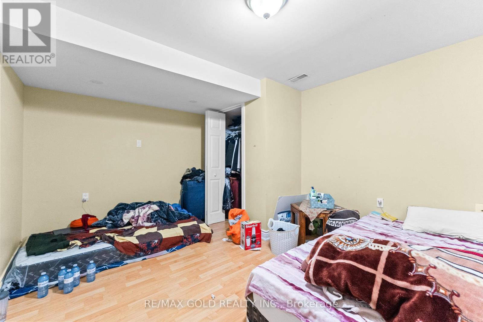 25 Castle Mountain Drive, Brampton (Sandringham-Wellington), Ontario  L6R 2W9 - Photo 43 - W12360958