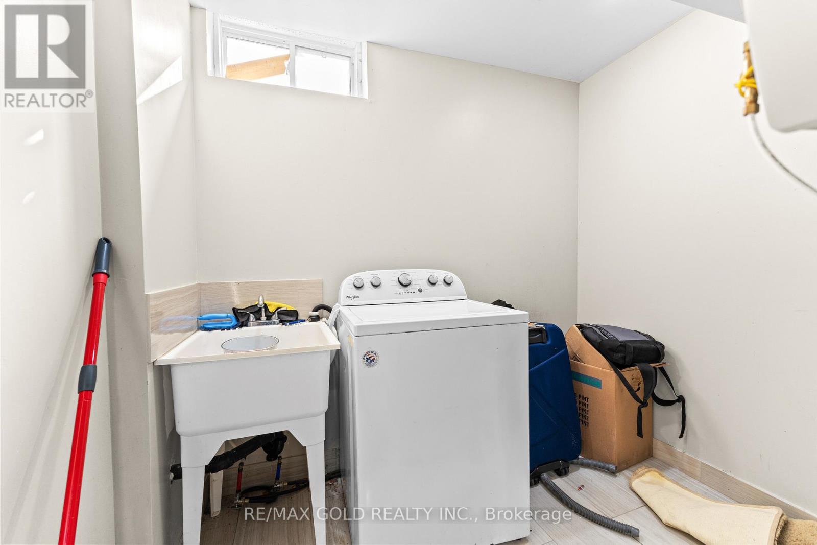 25 Castle Mountain Drive, Brampton (Sandringham-Wellington), Ontario  L6R 2W9 - Photo 46 - W12360958