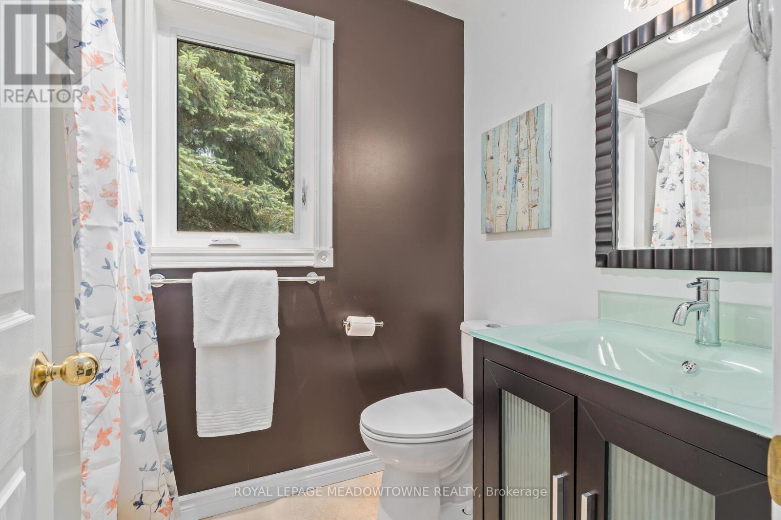 3 Thomas Court, Halton Hills, Ontario  L7G 5G7 - Photo 29 - W12360964