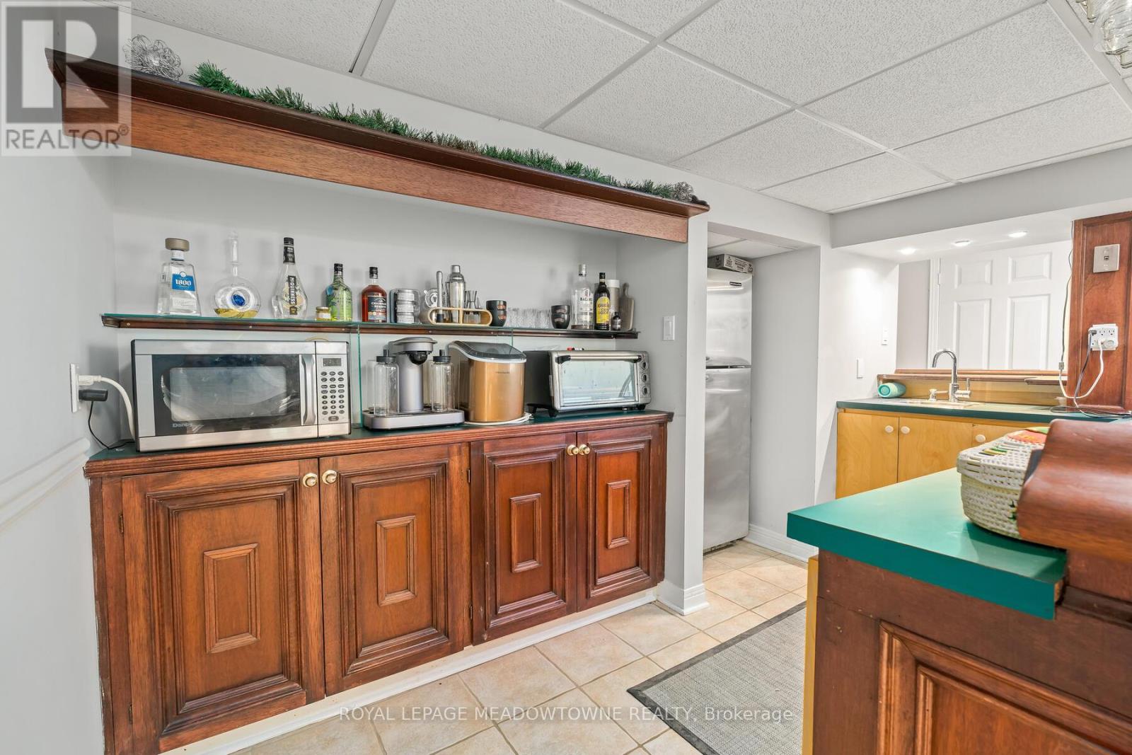 3 Thomas Court, Halton Hills, Ontario  L7G 5G7 - Photo 37 - W12360964