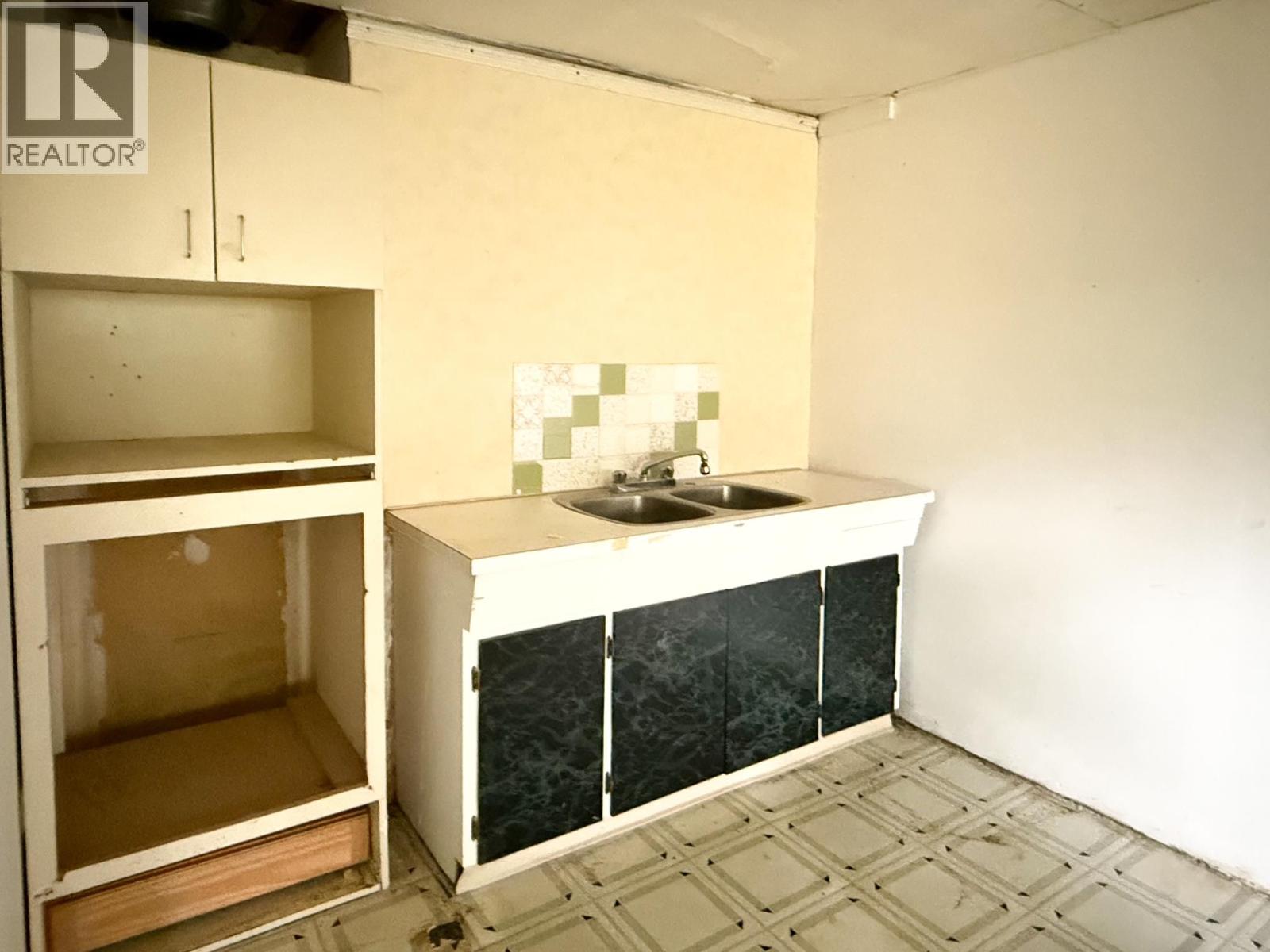 371 Mulberry Avenue, Kamloops, British Columbia  V2B 2P9 - Photo 28 - 10360182