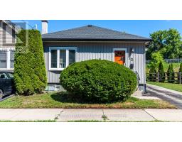 13 Empress Avenue, London North (North N), Ca