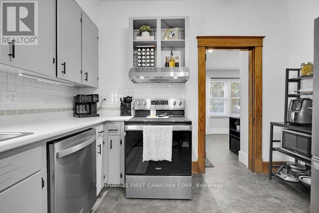 4273 Colonel Talbot Road, London South, Ontario  N6P 1A2 - Photo 13 - X12361035
