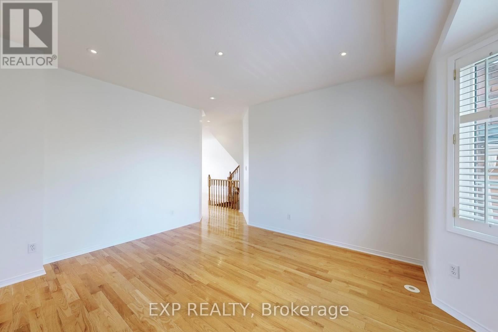 6630 Opera Glass Crescent, Mississauga, Ontario  L5W 1R8 - Photo 15 - W12360974