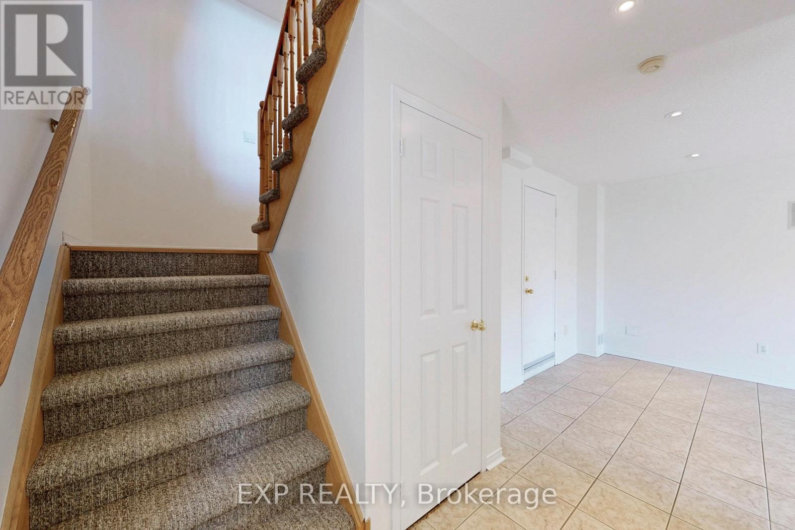 6630 Opera Glass Crescent, Mississauga, Ontario  L5W 1R8 - Photo 30 - W12360974