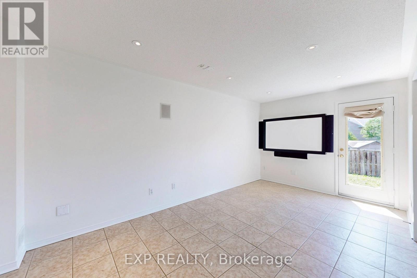 6630 Opera Glass Crescent, Mississauga, Ontario  L5W 1R8 - Photo 31 - W12360974