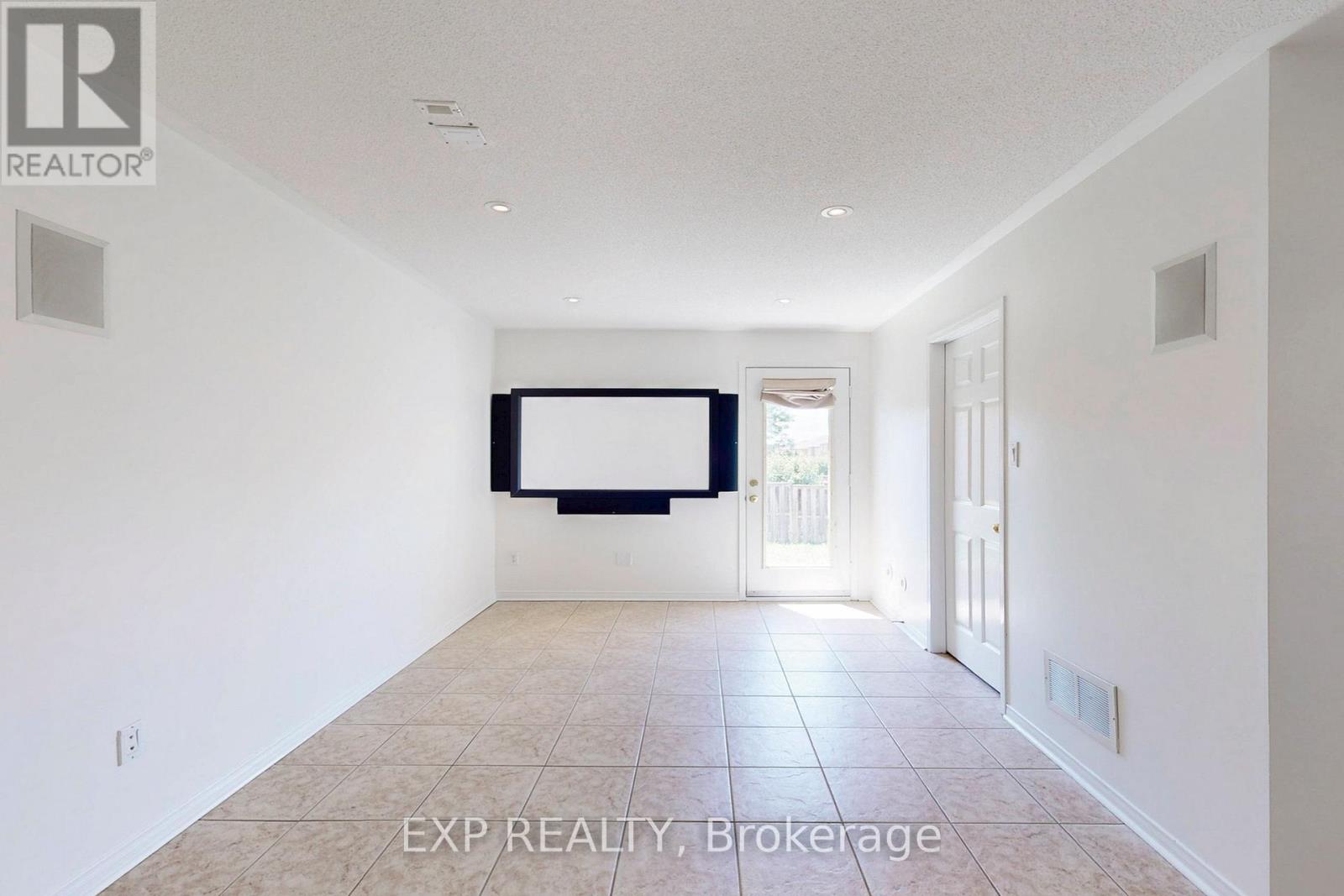 6630 Opera Glass Crescent, Mississauga, Ontario  L5W 1R8 - Photo 32 - W12360974