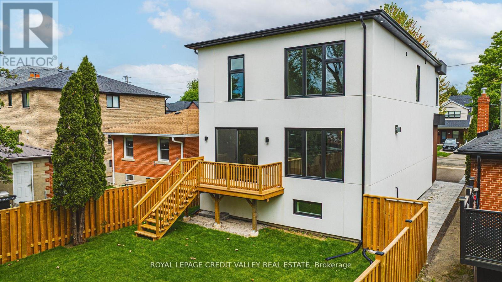18 Bellman Avenue, Toronto, Ontario  M8W 4A3 - Photo 44 - W12360989