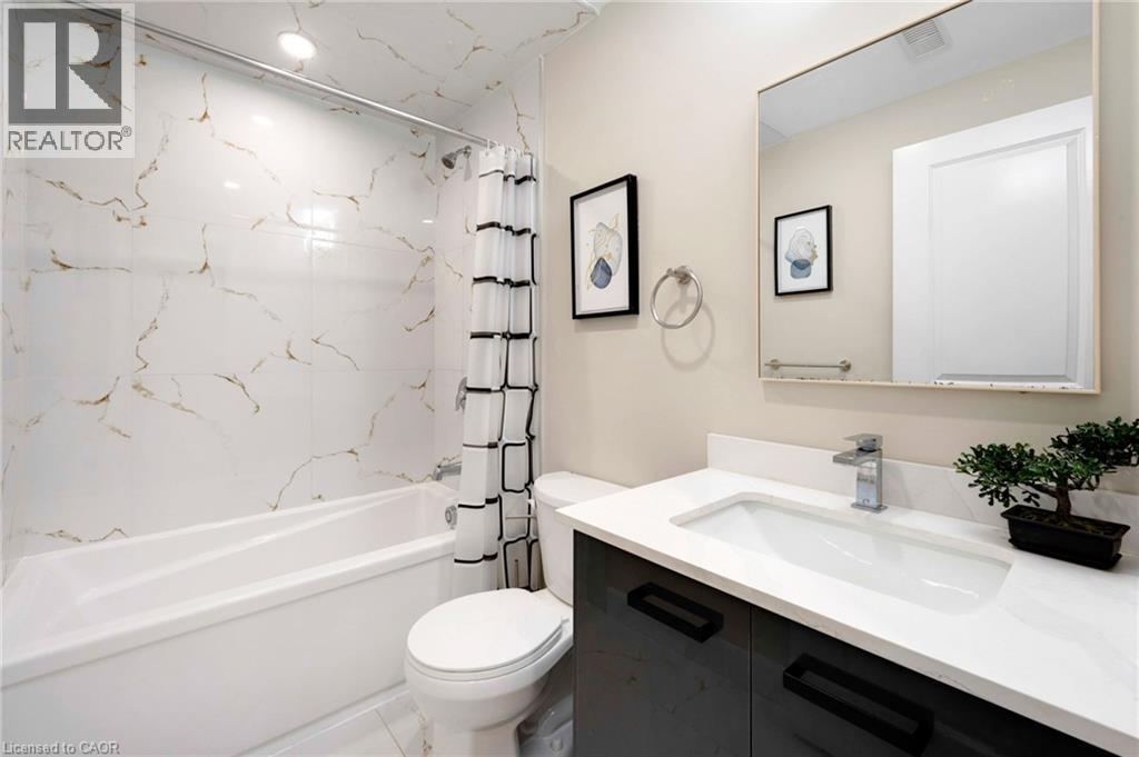 46 Lowell Street N, Cambridge, Ontario  N1R 5C9 - Photo 38 - 40762820
