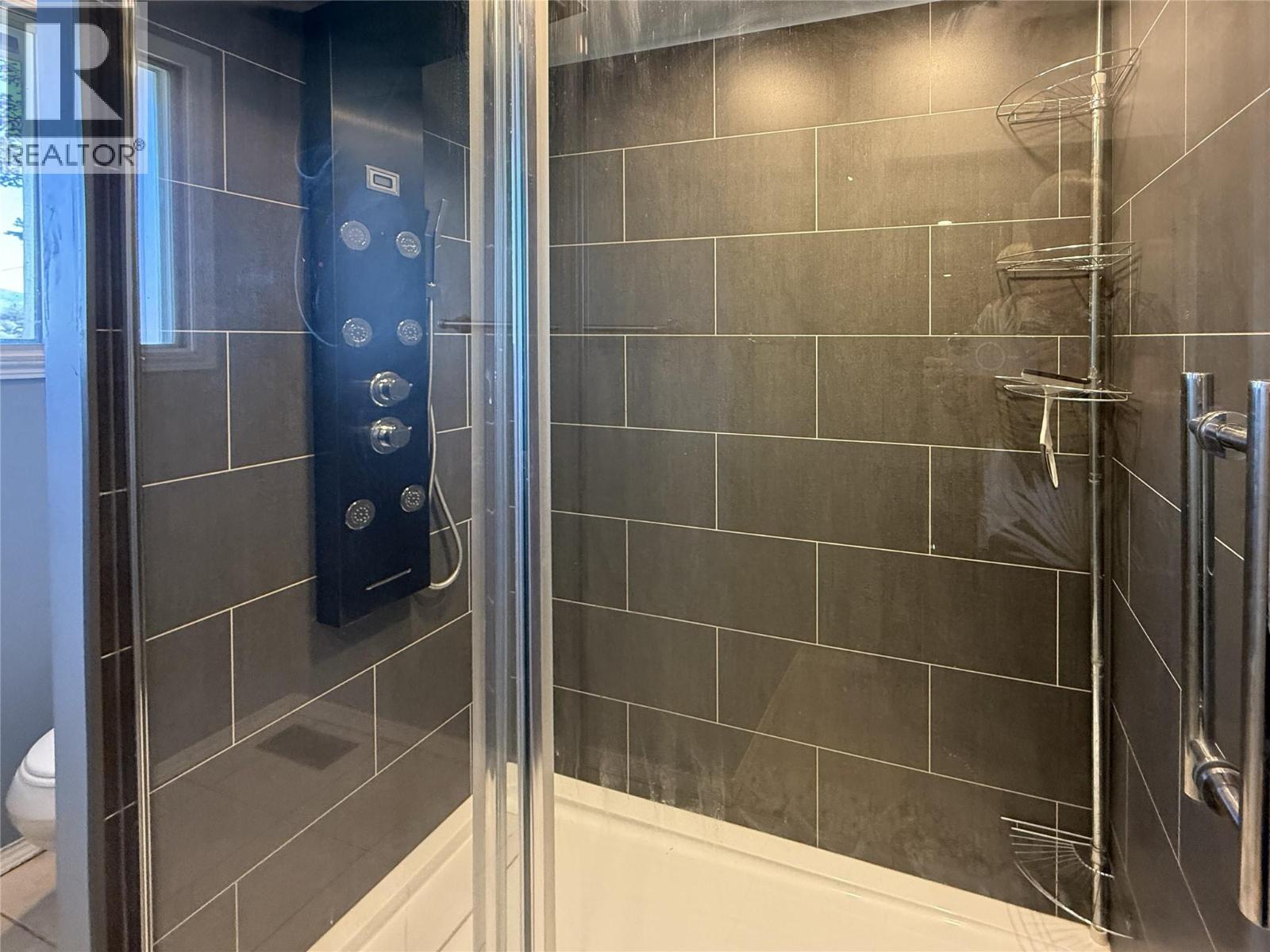 5400 Ronde Lane, Kamloops, British Columbia  V2C 5H7 - Photo 20 - 10360385