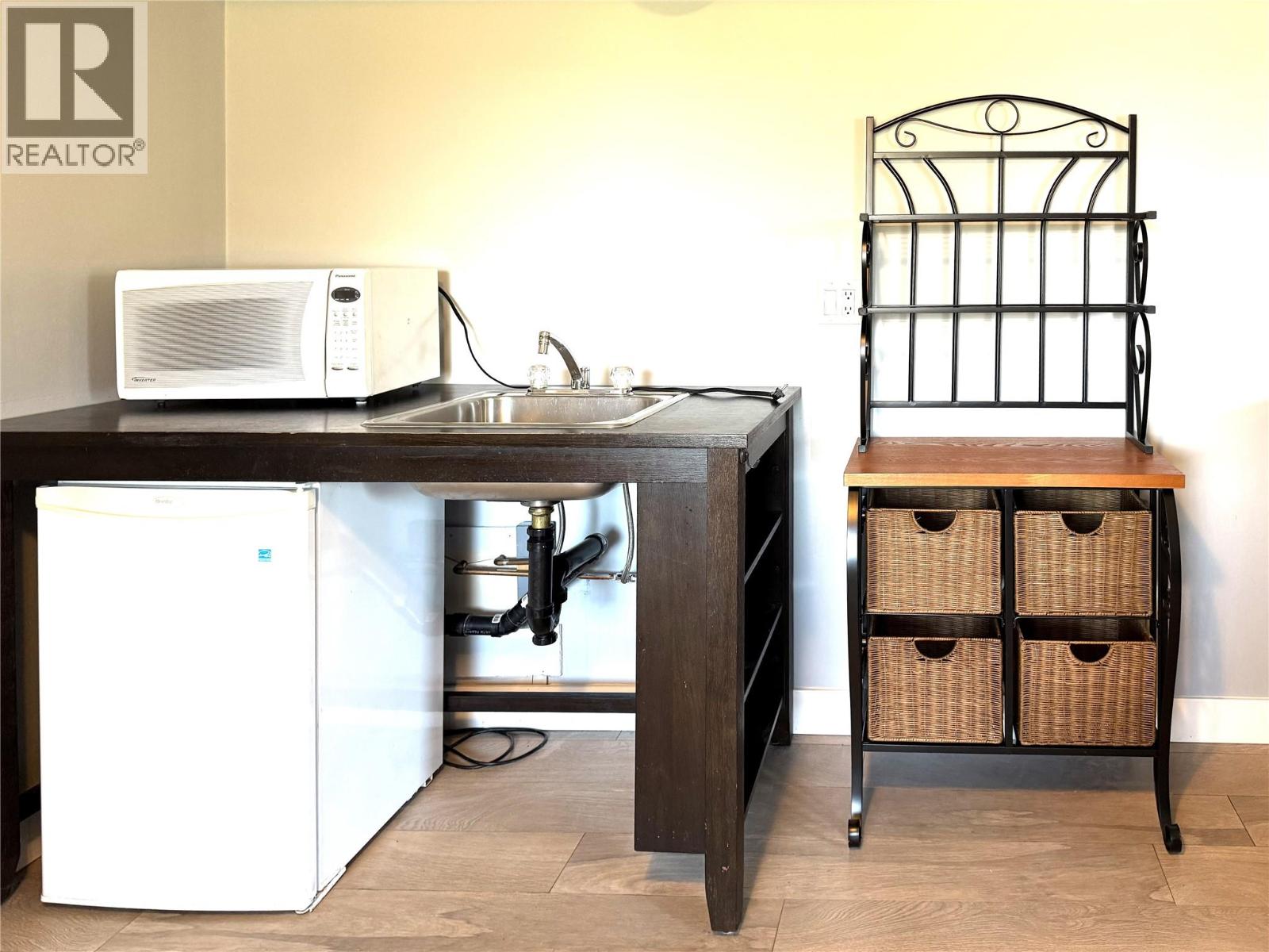 5400 Ronde Lane, Kamloops, British Columbia  V2C 5H7 - Photo 24 - 10360385