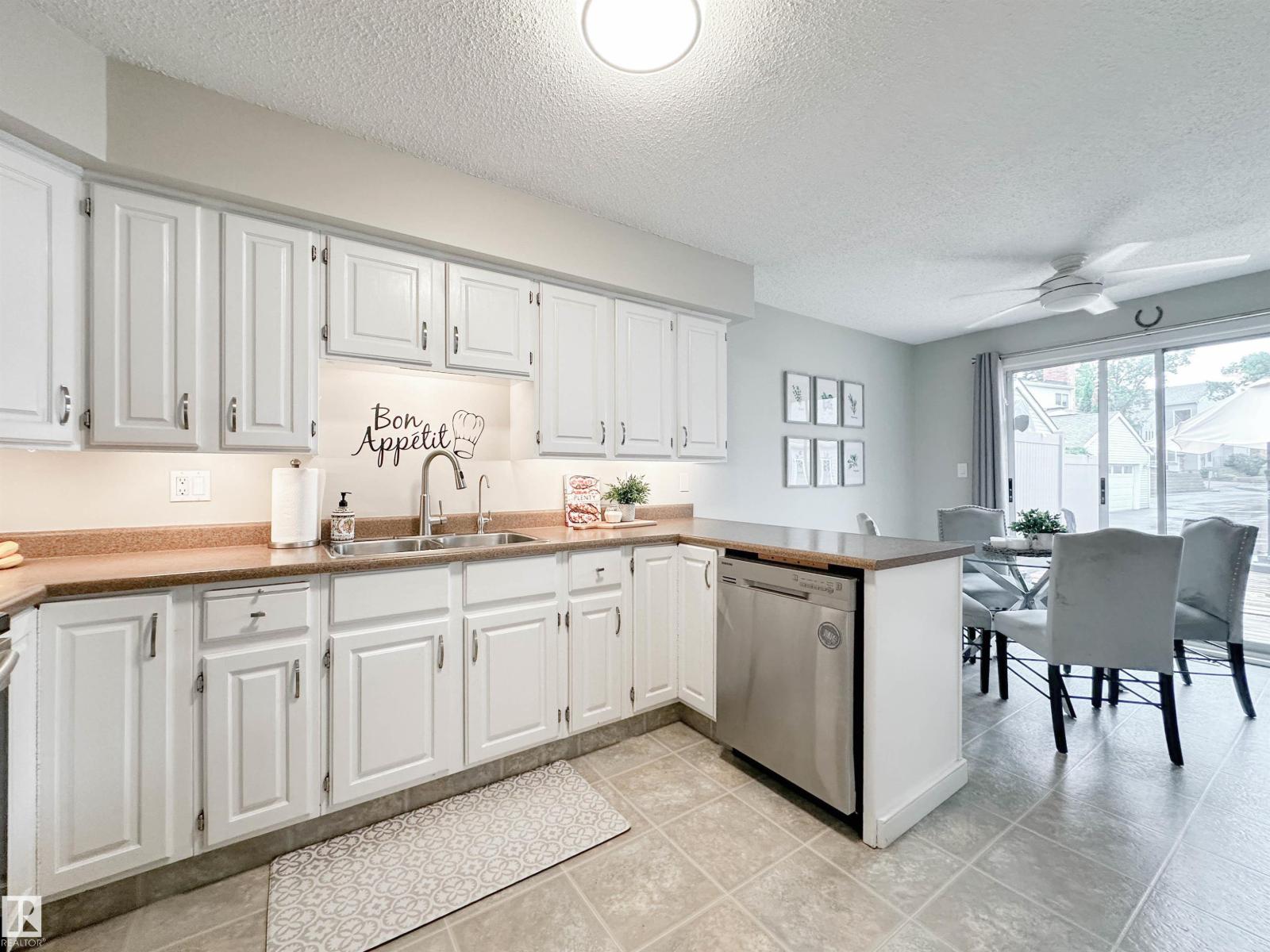 8 Whiteoaks Es, St. Albert, Alberta  T8N 3M2 - Photo 6 - E4452965