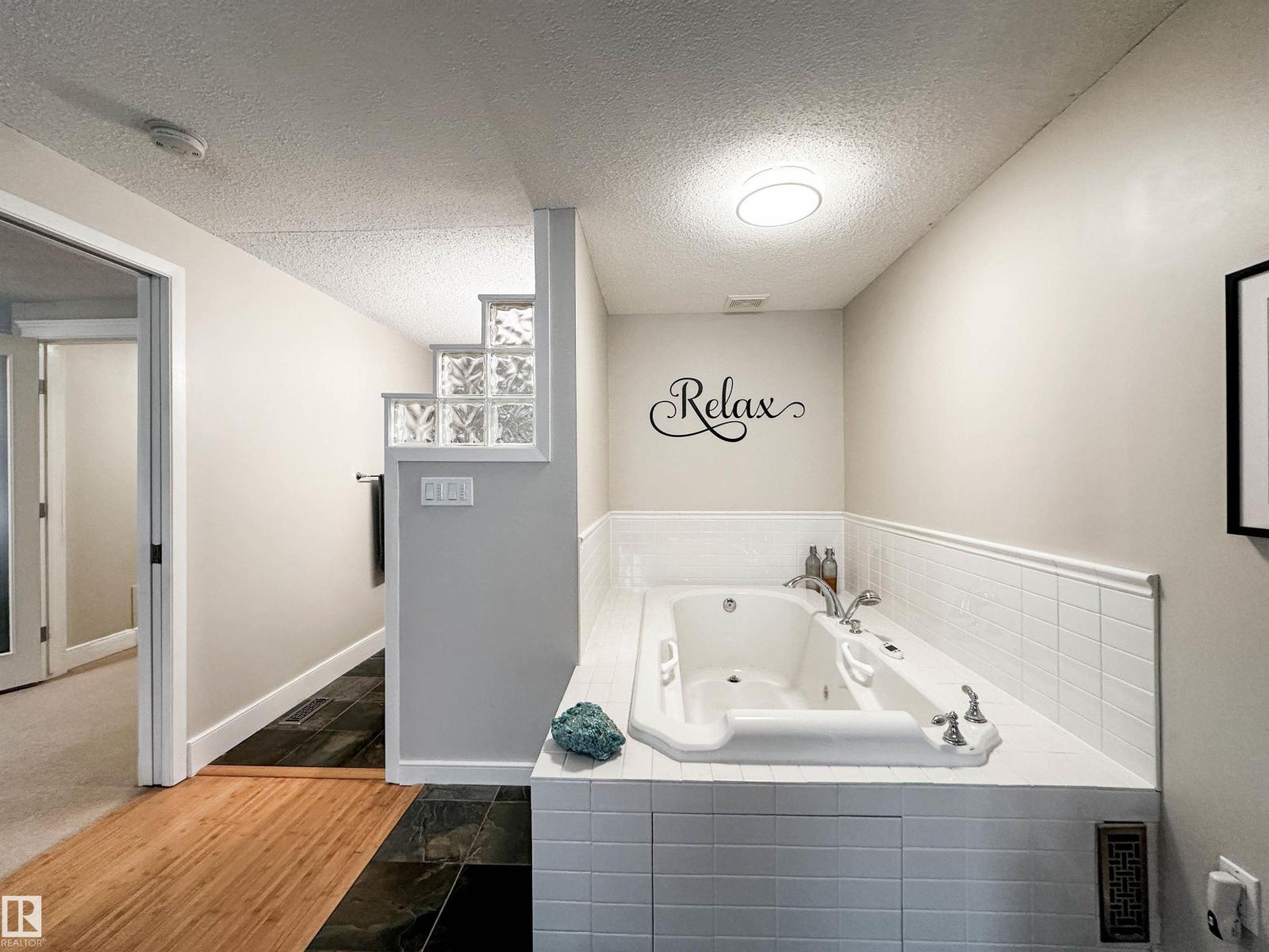 8 Whiteoaks Es, St. Albert, Alberta  T8N 3M2 - Photo 47 - E4452965