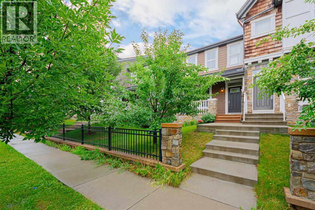 Property at 74 Legacy Boulevard SE image 3