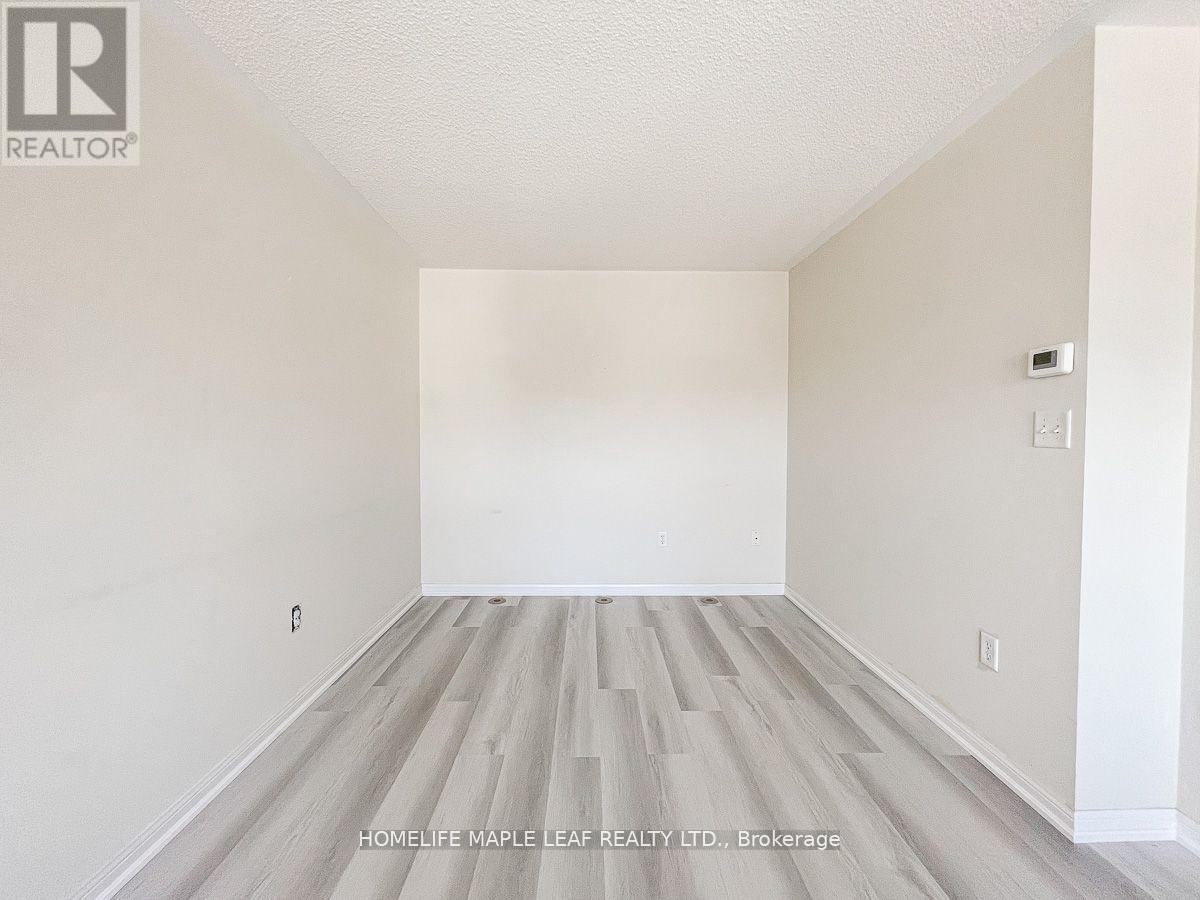 3159 Stornoway Circle, Oakville, Ontario  L6M 5H8 - Photo 14 - W12361037