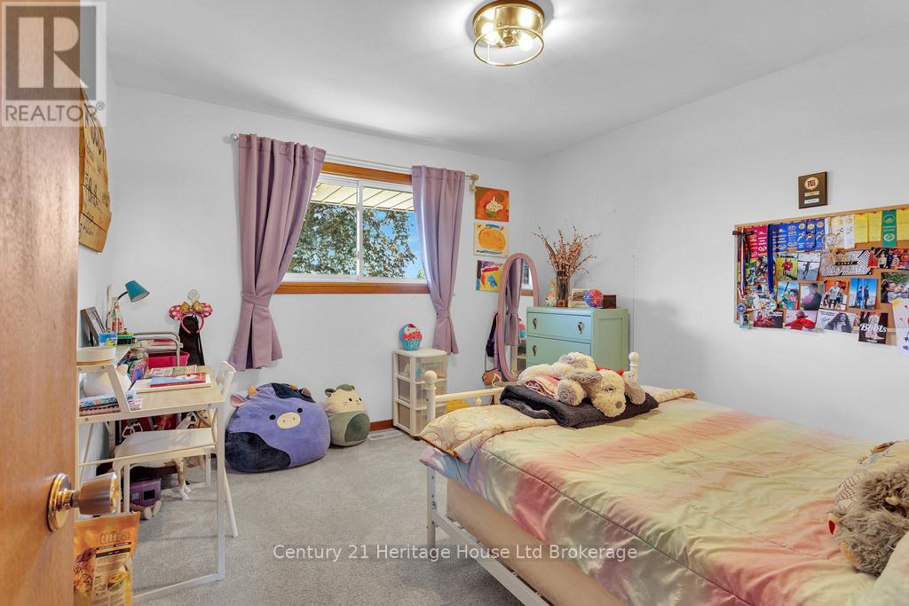 686 Goshen Road, Norfolk, Ontario  N4G 3C9 - Photo 12 - X12258037