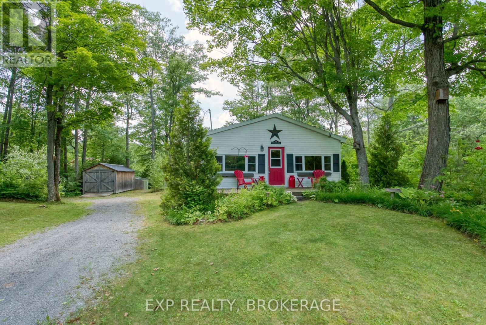 1036 Lakeshore Road, Frontenac (Frontenac Centre), Ontario  K0H 1B0 - Photo 2 - X12361091